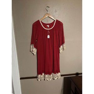 New. Large Umgee Dress. Elbow Sleeve